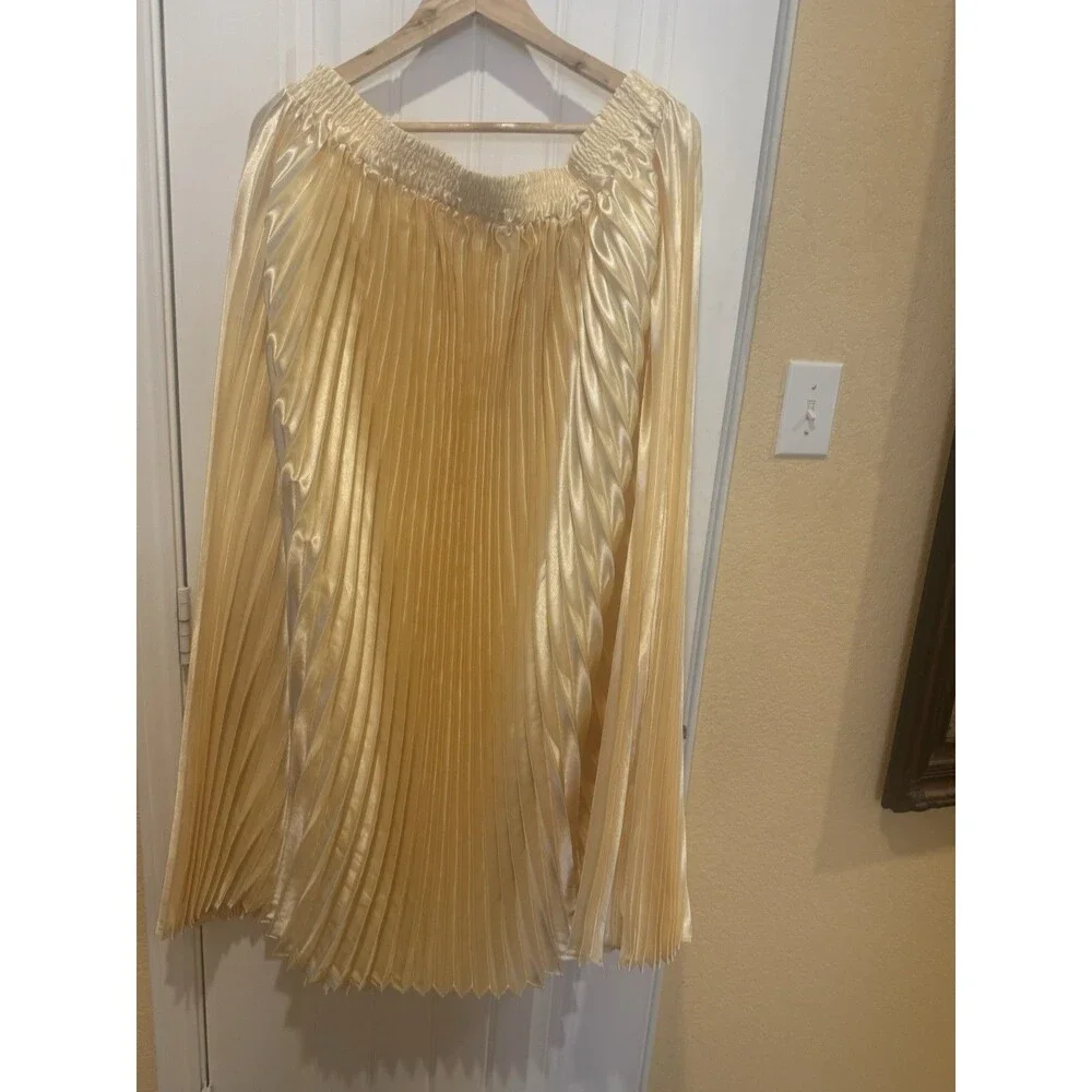 Petal And Pup Pleated Skirt Size 14